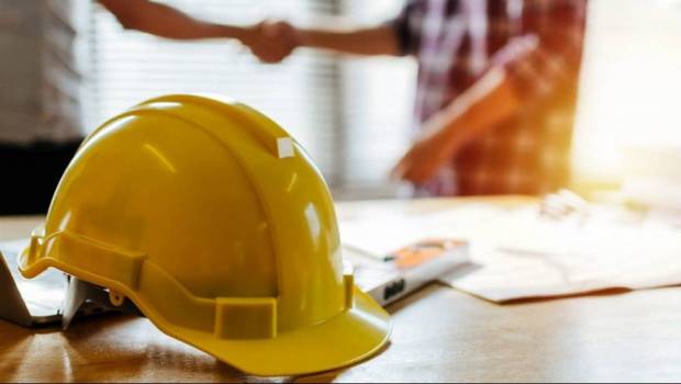 become applicator resin bound permeable gravel