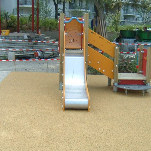 revetement-pour-aire-de-jeux-3