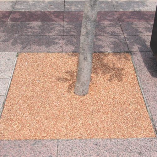 tour-arbre-resine